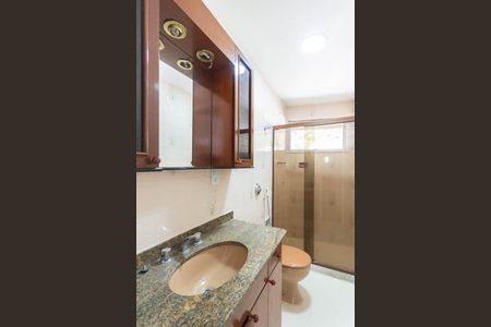 Apartamento à venda com 200m², 3 quartos e 3 vagasBanheiro