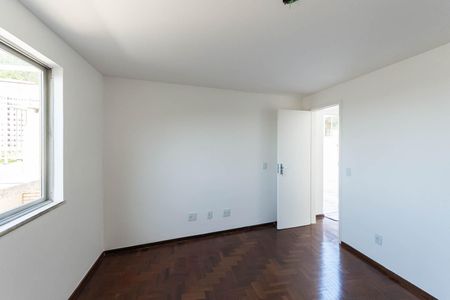 Apartamento à venda com 200m², 3 quartos e 3 vagasSuíte 2 (cobertura)