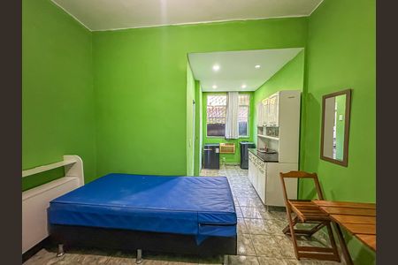 Studio para alugar com 24m², 1 quarto e sem vaga Studio para alugar com 24m², 1 quarto e sem vagaSala/Quarto