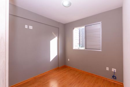 Apartamento à venda com 75m², 2 quartos e 2 vagasQuarto 1