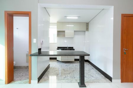 Apartamento à venda com 75m², 2 quartos e 2 vagasCozinha