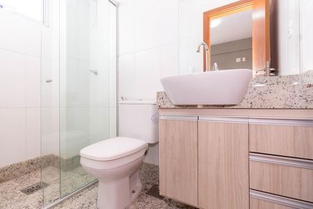 Apartamento à venda com 75m², 2 quartos e 2 vagasBanheiro 2