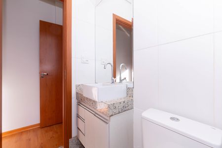 Apartamento à venda com 75m², 2 quartos e 2 vagasBanheiro 1