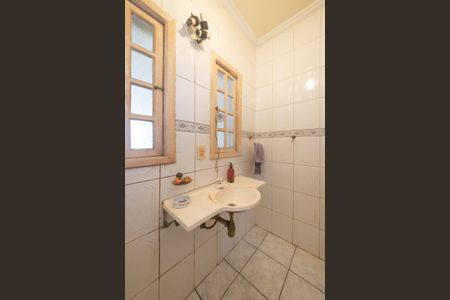 Casa à venda com 134m², 3 quartos e 1 vagaLavabo