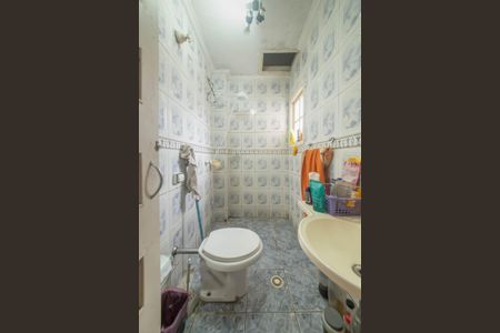 Casa à venda com 134m², 3 quartos e 1 vagaBanheiro da Suíte 1