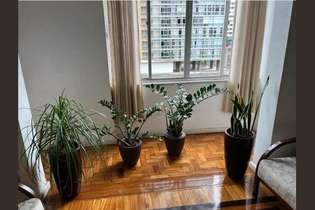 Apartamento para alugar com 200m², 3 quartos e sem vagaSala