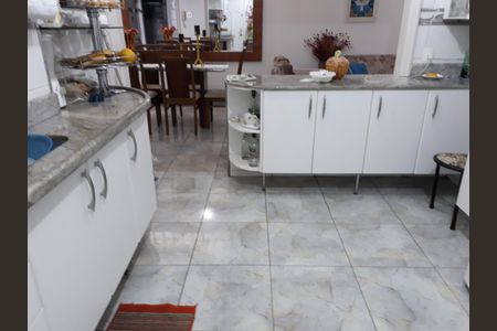 Apartamento para alugar com 200m², 3 quartos e sem vagaCozinha
