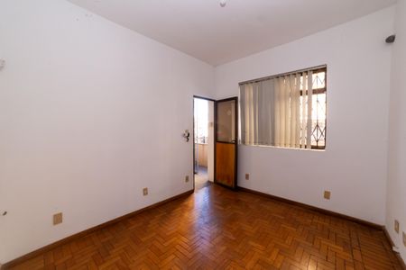 Casa à venda com 155m², 4 quartos e 1 vagaSala