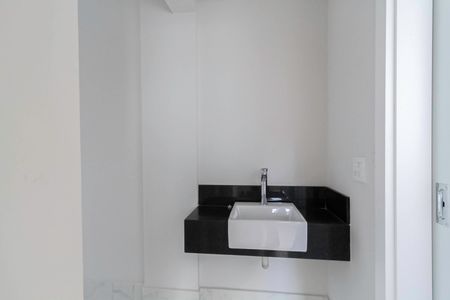 Apartamento à venda com 69m², 2 quartos e 2 vagasBanheiro social