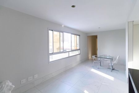Sala de apartamento à venda com 2 quartos, 69m² em Santo Agostinho, Belo Horizonte