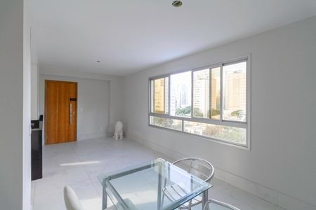 Sala de apartamento à venda com 2 quartos, 69m² em Santo Agostinho, Belo Horizonte