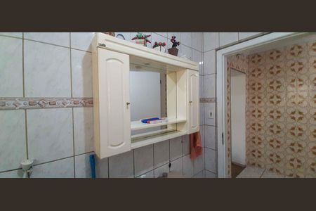 Casa à venda com 175m², 3 quartos e 1 vagaBanheiro 