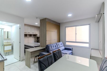 Studio para alugar com 32m², 1 quarto e sem vaga Studio para alugar com 32m², 1 quarto e sem vagaSala