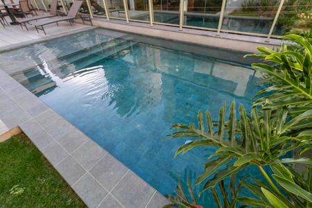 Apartamento à venda com 69m², 2 quartos e 2 vagasÁrea comum - Piscina