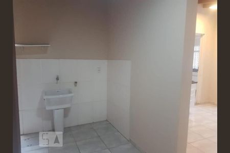 Casa à venda com 229m², 4 quartos e 2 vagas Casa à venda com 229m², 4 quartos e 2 vagasLavanderia