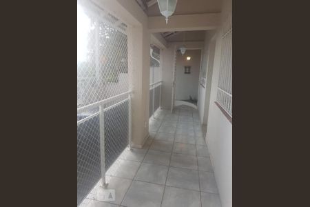 Casa à venda com 229m², 4 quartos e 2 vagas Casa à venda com 229m², 4 quartos e 2 vagasSacada