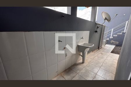 Casa à venda com 229m², 4 quartos e 2 vagas Casa à venda com 229m², 4 quartos e 2 vagasÁrea de Serviço