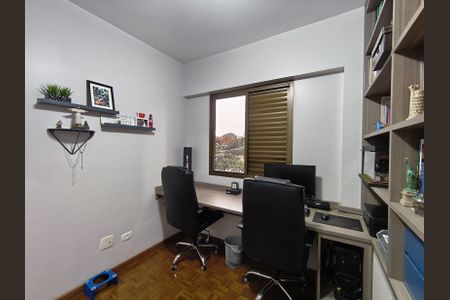 Apartamento à venda com 85m², 3 quartos e 2 vagasQuarto 1