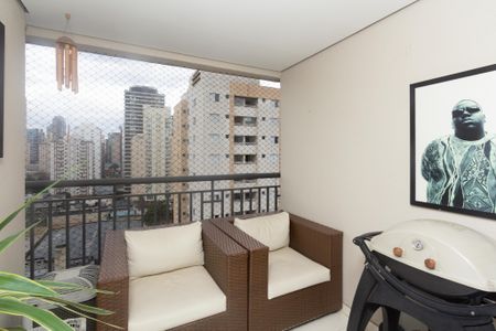 Apartamento à venda com 75m², 2 quartos e 2 vagas Apartamento à venda com 75m², 2 quartos e 2 vagasVaranda