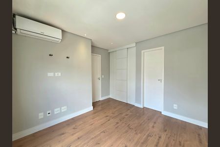 Apartamento à venda com 75m², 2 quartos e 2 vagasSuíte
