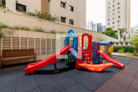 Apartamento à venda com 75m², 2 quartos e 2 vagas Apartamento à venda com 75m², 2 quartos e 2 vagasÁrea comum - Playground