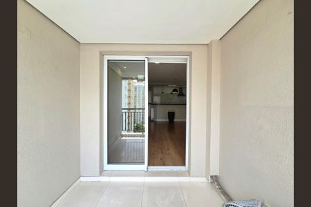 Varanda de apartamento para alugar com 2 quartos, 75m² em Vila Olímpia, São Paulo