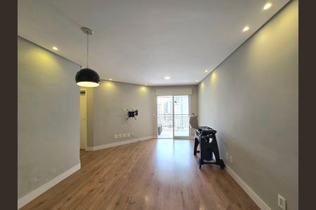 Sala de apartamento para alugar com 2 quartos, 75m² em Vila Olímpia, São Paulo