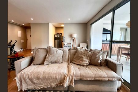 Apartamento à venda com 120m², 3 quartos e 2 vagas Apartamento à venda com 120m², 3 quartos e 2 vagasSala