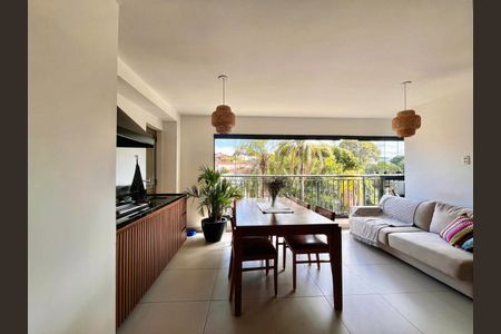 Apartamento à venda com 120m², 3 quartos e 2 vagas Apartamento à venda com 120m², 3 quartos e 2 vagasVaranda