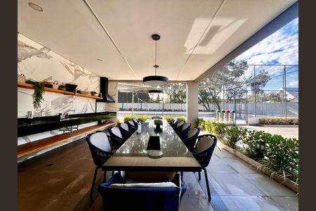 Apartamento à venda com 120m², 3 quartos e 2 vagas Apartamento à venda com 120m², 3 quartos e 2 vagasÁrea comum - Churrasqueira