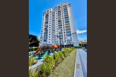 Apartamento à venda com 120m², 3 quartos e 2 vagas Apartamento à venda com 120m², 3 quartos e 2 vagasÁrea Comum Playground