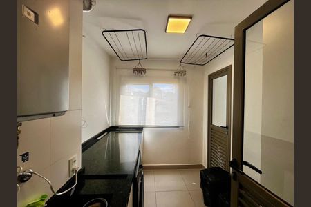 Apartamento à venda com 120m², 3 quartos e 2 vagas Apartamento à venda com 120m², 3 quartos e 2 vagasÁrea de Serviço