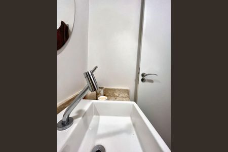 Apartamento à venda com 120m², 3 quartos e 2 vagas Apartamento à venda com 120m², 3 quartos e 2 vagasLavabo