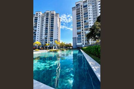 Apartamento à venda com 120m², 3 quartos e 2 vagas Apartamento à venda com 120m², 3 quartos e 2 vagasÁrea comum - Piscina