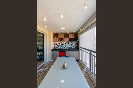 Apartamento à venda com 85m², 2 quartos e 1 vaga Apartamento à venda com 85m², 2 quartos e 1 vagaVaranda Gourmet