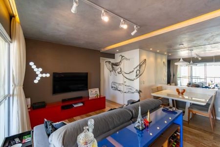 Apartamento à venda com 85m², 2 quartos e 1 vaga Apartamento à venda com 85m², 2 quartos e 1 vagaSala