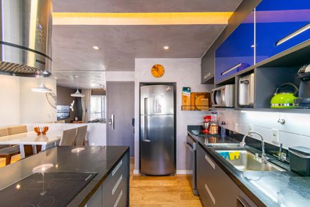 Apartamento à venda com 85m², 2 quartos e 1 vaga Apartamento à venda com 85m², 2 quartos e 1 vagaCozinha