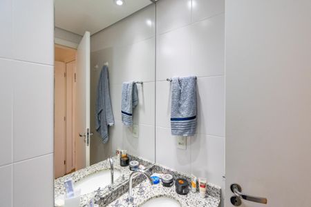 Apartamento à venda com 85m², 2 quartos e 1 vaga Apartamento à venda com 85m², 2 quartos e 1 vagaBanheiro da Suíte 1