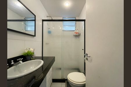 Apartamento à venda com 67m², 2 quartos e 1 vagaBanheiro