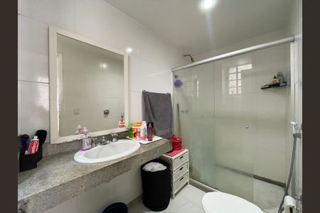 Apartamento à venda com 67m², 2 quartos e 1 vagaBanheiro Suíte