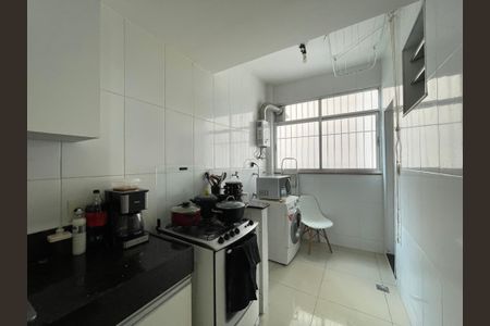 Apartamento à venda com 67m², 2 quartos e 1 vagaCozinha