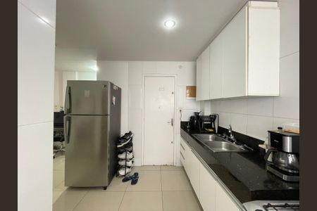Apartamento à venda com 67m², 2 quartos e 1 vagaCozinha