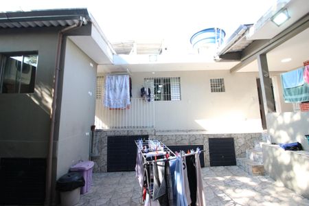 Casa para alugar com 250m², 3 quartos e 3 vagasQuintal