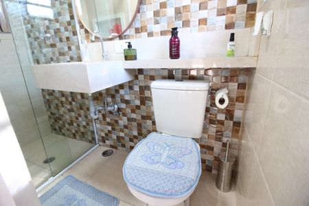 Casa para alugar com 250m², 3 quartos e 3 vagasBanheiro 2