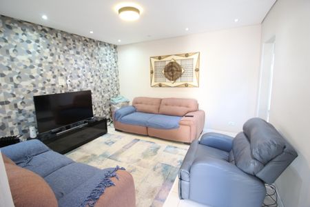 Casa para alugar com 250m², 3 quartos e 3 vagasSala