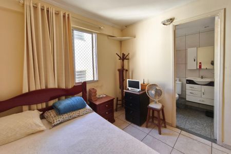 Apartamento à venda com 100m², 3 quartos e 1 vaga Apartamento à venda com 100m², 3 quartos e 1 vagaSuíte