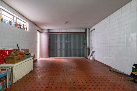 Casa à venda com 180m², 3 quartos e 2 vagas Casa à venda com 180m², 3 quartos e 2 vagasGaragem