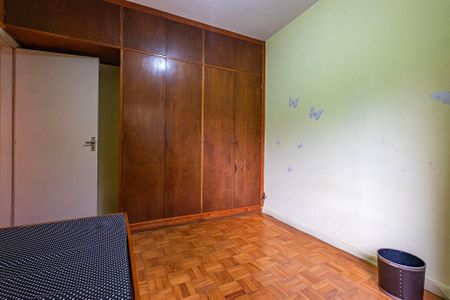 Casa à venda com 180m², 3 quartos e 2 vagas Casa à venda com 180m², 3 quartos e 2 vagasQuarto 1