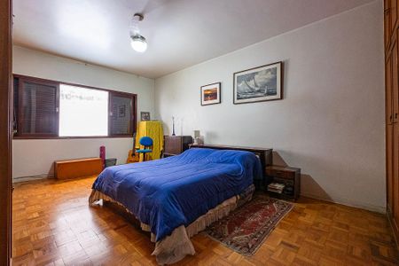 Casa à venda com 180m², 3 quartos e 2 vagas Casa à venda com 180m², 3 quartos e 2 vagasSuíte