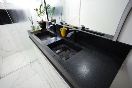 Apartamento à venda com 85m², 2 quartos e 1 vagaBanheiro